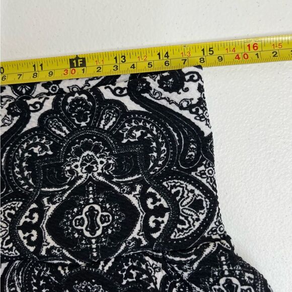 Black White Paisley Mandala Textured Scuba Shorts Tall Band Pockets Women Medium - Picture 6 of 11